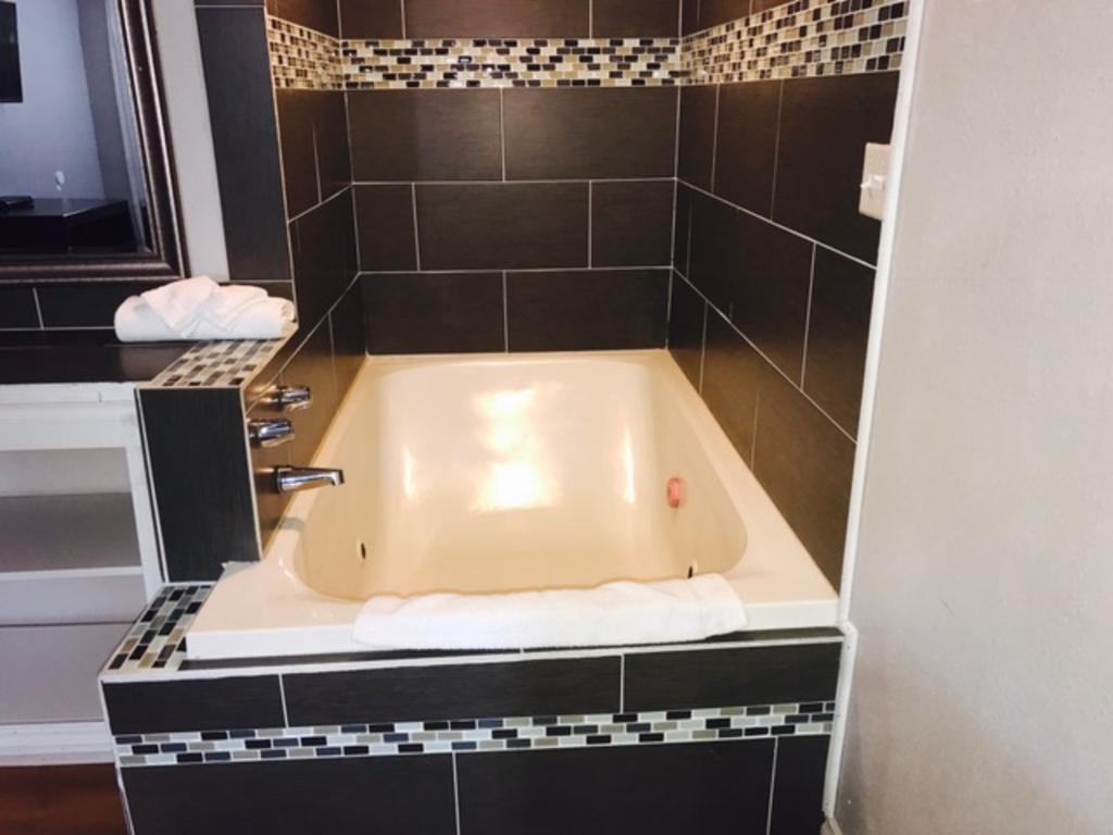 Kings Row Inn Milwaukie Eksteriør bilde